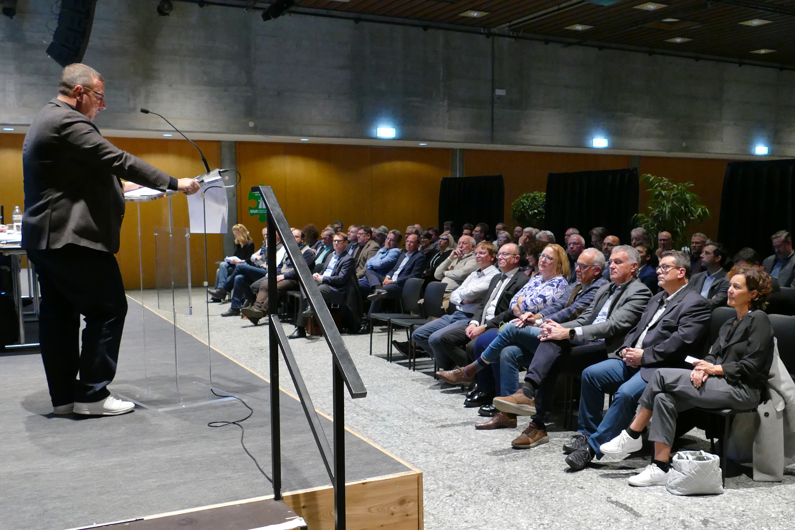 l'Union valaisanne des arts et métiers organise tous les 2 ans son congrès